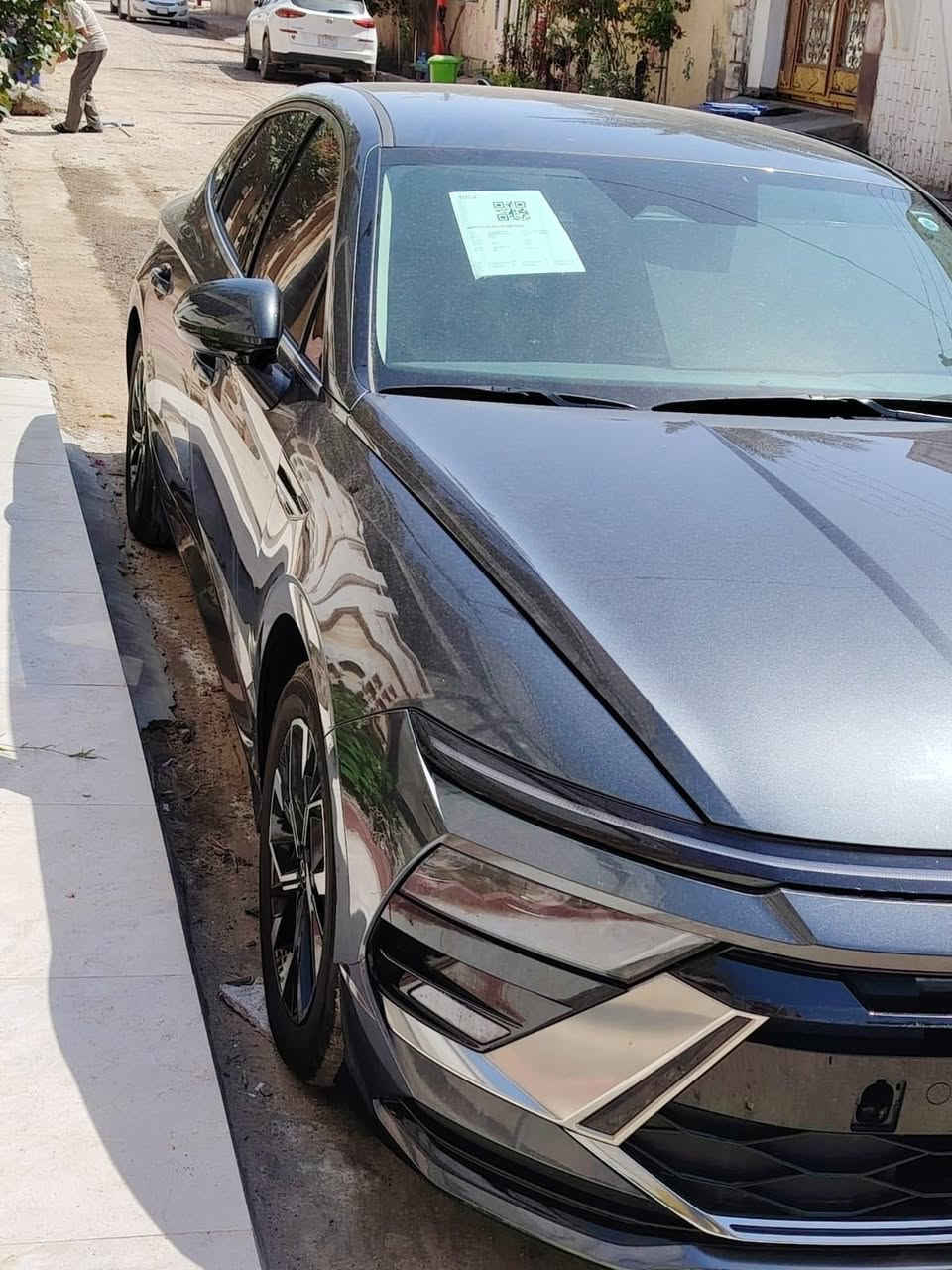 هيونداي سوناتا موديل 2024sel سياره جديده كلش ماشيه9000فقط حادثه فقط دعاميه وطخه بلبند  السياره حره بدون رقم تترقم كل المحافظات موصفاته ستيرن شفتات تدفئه ايرباكات كله سليمه كشنات حساسات رادارات دواخل ابيض السعر   193$بيه مجال 

***********
