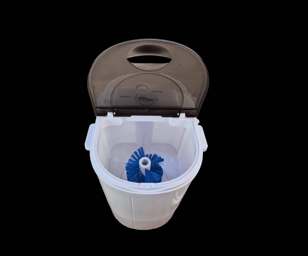 غسالة ملابس حوضيه 
توصيل جميع المحافظات 5 الاف 
السعر 43الف 