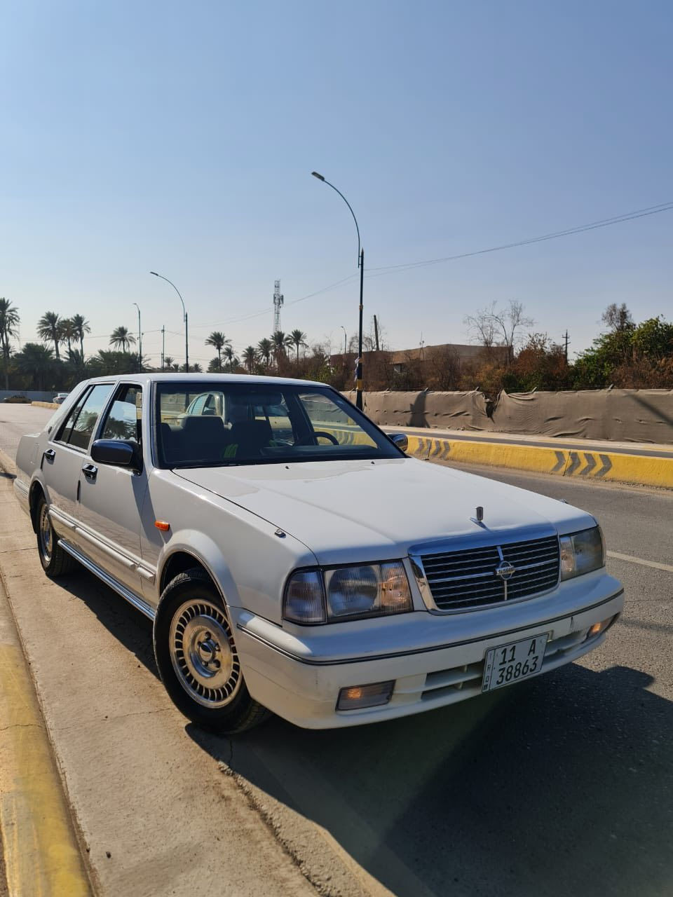 السلام عليكم للبيع او مراوس نيسان سدرك 2002 اوتماتيك تدفئه تبريد كير محرك مكفول بيها صبع دعاميتين فقط وبارد قليل بيها داخل بلادي ماشيه 200 مكانها الشعب حي سومر او السريدات الرقم *********** تحويل ثاني يوم والسعر 83 وبيها مجال بسيط
