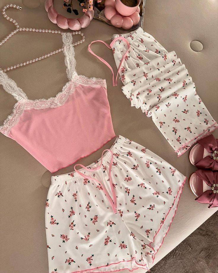 #كوزمتك_سـُSHـكـر ✨
الراحة والأناقة بـ قطعة واحدة 🦋👌 استمتعي بأجمل الموديلات وتناسبك في كُل وقت 🦋🤍
#تراك_بجامة_عرائسي_3قطع نازكة ولطيفة🦋🌸🌹 كوالتي عالي 100% 
الخامة🌸زبدة مريب سووفت 
القيـاس🦩فري سايز من وزن 50......-......80 k
*(القـياس حسب قالب وشكل الجسم)  👍✔️
متوفر خدمة توصيل للجميع 🛫🌏✈
#تخفيضات_مخور_دشداشة_سيتات_رقص_فساتين_دراعات_شلحات_لانجري_عطور_شيكلام_فارنسي_تنت_فلورمار_بيوتي_مست_
#اكسبلور_explore🔥 #اضافات_دعم_اكسبلور_فولو #فولو #كومنتات #لايكات_تفاعل


**إذا كنت صاحب هذا الإعلان وتريد حذفه لأي سبب، رجاءا أرسل رسالة إلى الدعم الفني**