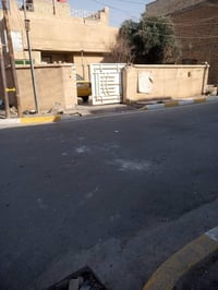 بيت للبيع • ٢٢٠م • شارع الخدمات 4000