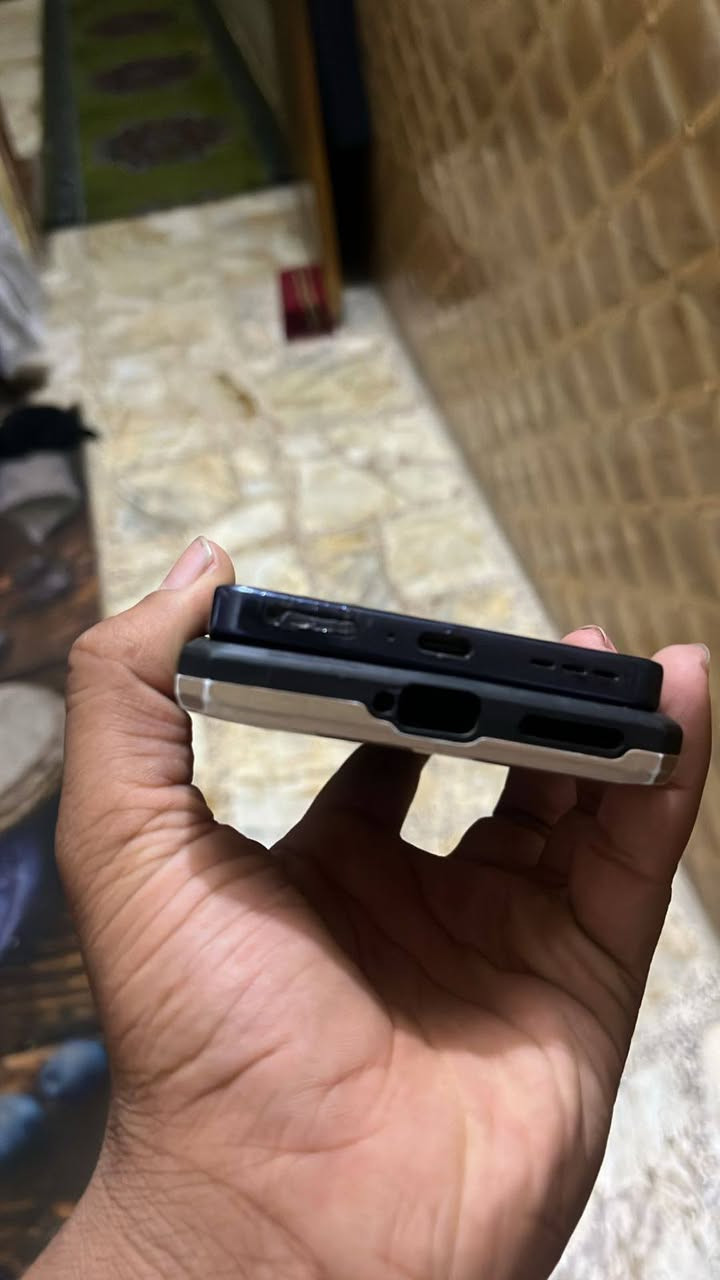 سلام عليكم جي تي 20 برو /256
جهاز نضيف كلش بي هاي الضربه ما مأثرة عليه شي كل شيء شمال دبل سيم كارت مكاني بغداد مدينه الصدر هـ *********** سعره 275
