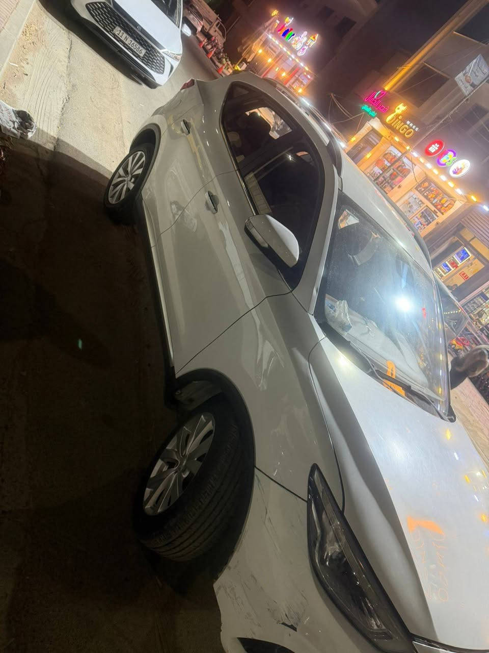 السلام عليكم للبيع MG نوع ZS موديل 2023 رقم بغداد فول مواصفات بصمه تشغيل بصمه ابواب حساسات خلفيه كامره سياره كشنات جلد تحكمات سترين اشاير مري تبريد ثلج السعر 105وبيه مجال للشراي مكاني بغداد ***********
