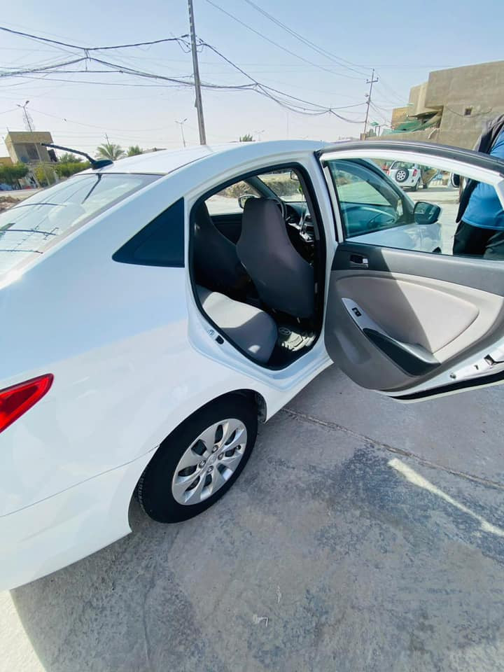 اكسنت امريكي 2016  
٤ سلندر
ماشية 58 الف
محرك 1600 
حادثها بنيد وجاملغ بدون دواخل  مبدل بيه بس سلندر من الشركة ومنطيني بي ضمان 
رقم كربلاء  وسنوية تخلص لل2030 
تبريد ومحرك وكير مكفولات  وحدادية جديدة
متوازي ع بيع بسبب ضرف 
سعر 93$ وبيه مجال بسيط
مكاني كربلاء طويريج 
رقم واتس
***********
