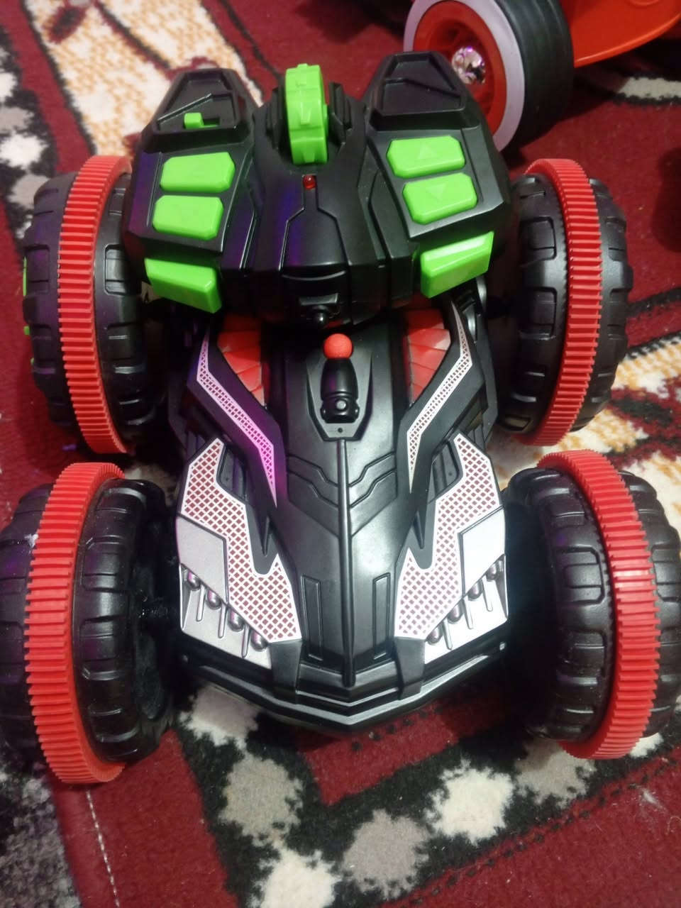 يوجدلديناالعاب باله كسر جديد سعر خاص او رقم ***********
