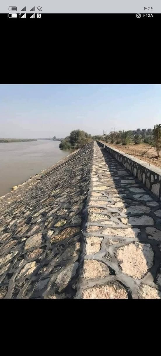 اسعار مناسبه وعمل درجه اولا سياجات وبيوت ورصف شط ***********
