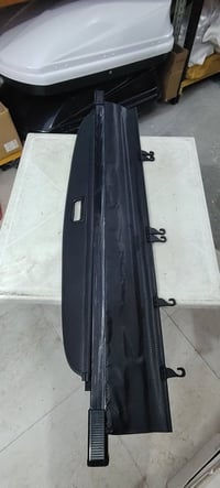 توفرت لدينا قطعة واحدة بردة صندوق للهايلاندر موديل 2016 إلى 2019  السع...