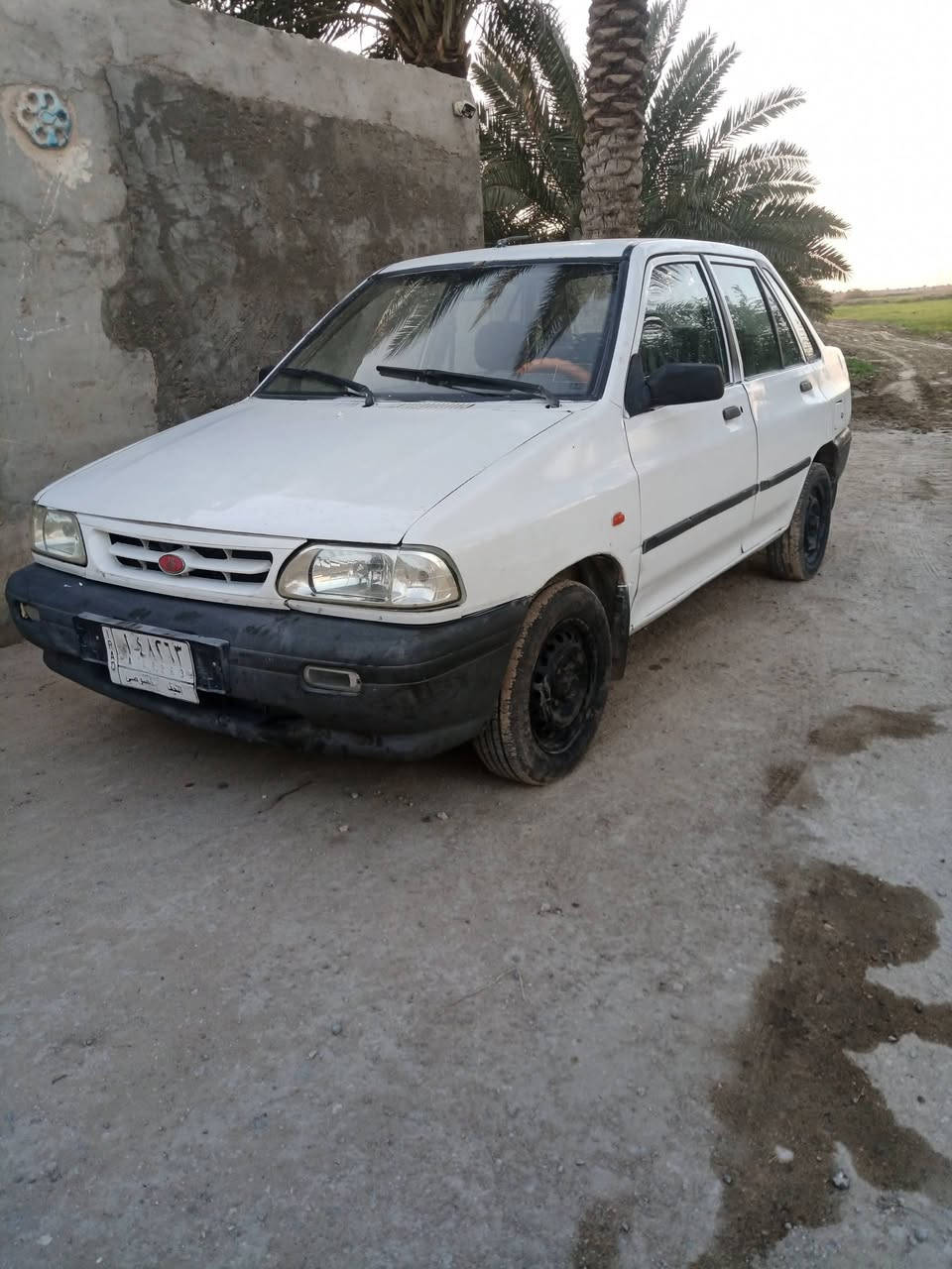 السلام عليكم سايبه موديل 2009 رقم نجف السياره جاهزه على اخر حبايه حداديه وكير ومحرك مكفولات لاتنقيص ولا تبخير وترايك وين مايعجبك والسياره احله من الصوره السعر 30 وبيها مجال. العنوان ابو صخير  سياحي 
الاتصال ***********
