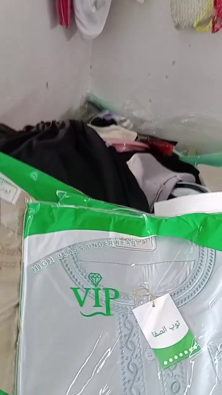 👟 أفضل العروض على الشحاطات 👕
أسعار منافسة وجودة ممتازة
💰 عروضنا مازالت مستمرة بانسب الاسعار 
📍 بني داهر، قرب جامع بني داهر، جهة الجامع
#عروض #شحاطات #ملابس #بيع


**إذا كنت صاحب هذا الإعلان وتريد حذفه لأي سبب، رجاءا أرسل رسالة إلى الدعم الفني**