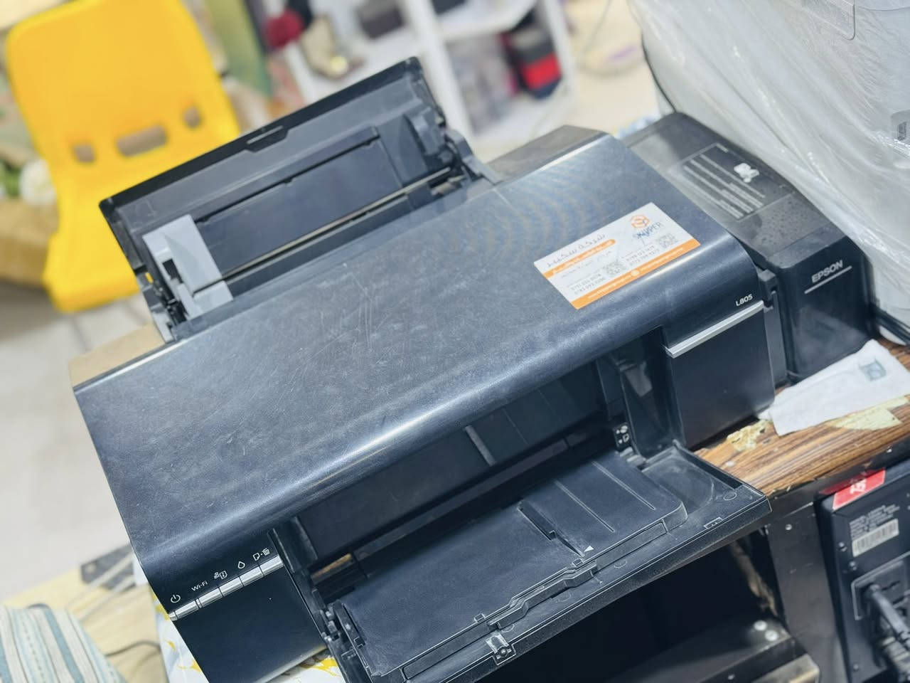 طابعه ابسون l805 نظيفه ونوعيتها كلش ممتازه ومابيها اي عطل غير بس دگمت التشغيل تشكل عوزها تبديل لو تنظيف دقتها كلش حلوه 

مكانها ناصريه سيد دخيل 
اذا تريد توصيل بالناصريه مركز فقط


**إذا كنت صاحب هذا الإعلان وتريد حذفه لأي سبب، رجاءا أرسل رسالة إلى الدعم الفني**