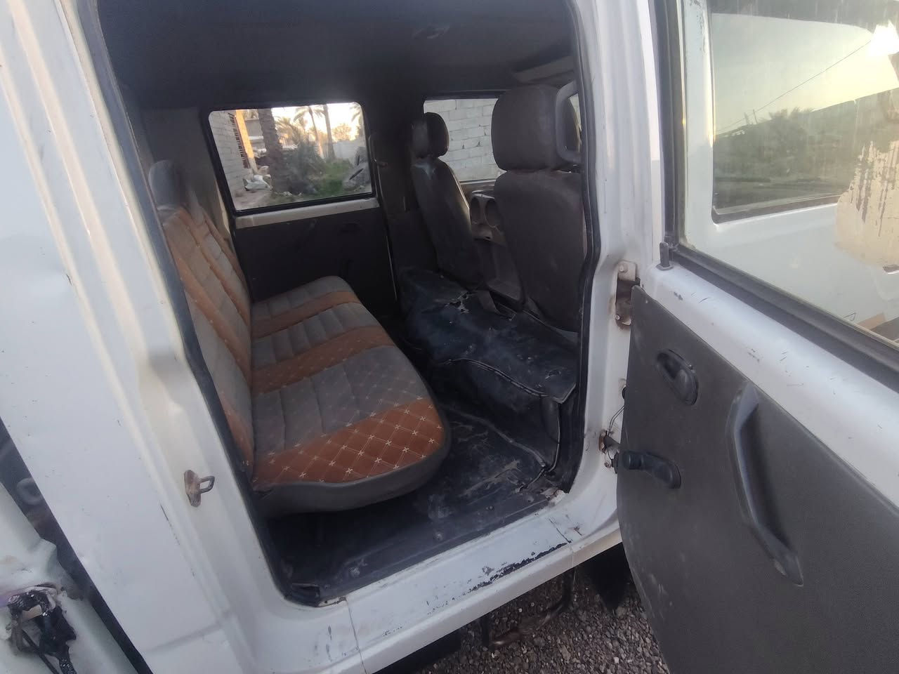 السلام عليكم سياره للبيع
ام اعيون موديل 2001

رقم بابل انكليزي سنويه بسمي السنويه ٣١

محرك كير اكسن مكفول تخم تاير السعر80 وبهه مجال

*********** مكاني المحموديه
