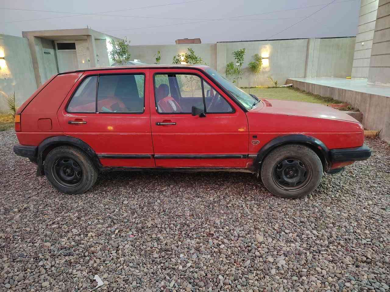 كولف 91 كير عادي للبيع رقم صلاح الدين شرط التحويل 15 وبيها مجال
اتصل ودلل ***********
