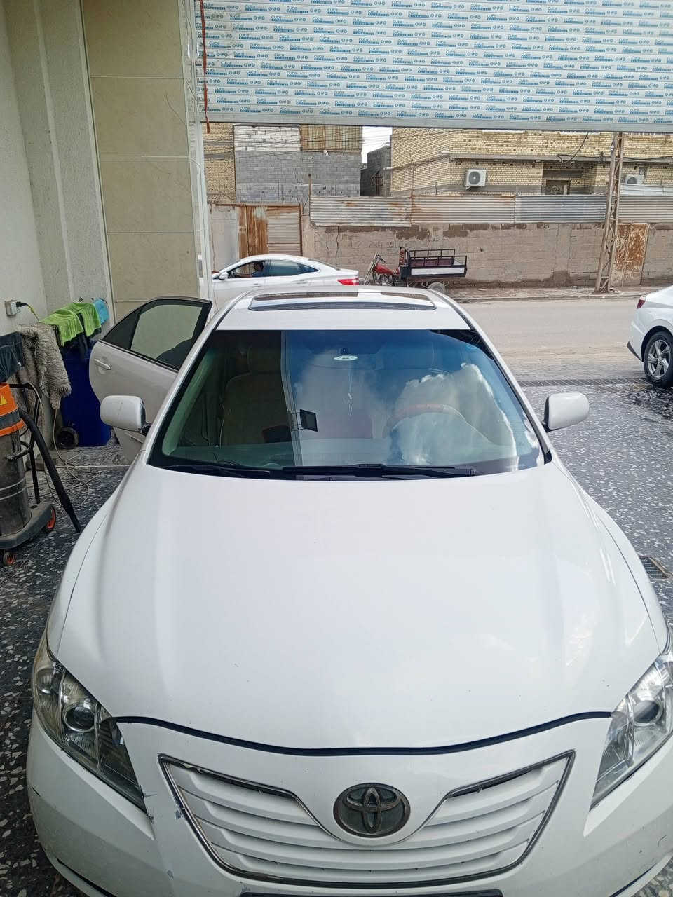 السلام عليكم شباب كامري موديل 2008 خليجي فول مواصفات بيه صبغ حزام رقم دولي السياره في البصره رقم بغداد السياره فول مواصفات مكان السياره بصرة بيع او مراوس السعر 95 ورقه بيع او مراوس حسب القناعه رقم الهاتف ‏‪***********‬‏ بيه واتساب او اتصال شاشه كامره حساسات حداديه 85 / 100 تبريد شرط التبريد  جام اوتو محرك 4 استندر خليجي خليجي بيه صبغ حزام
