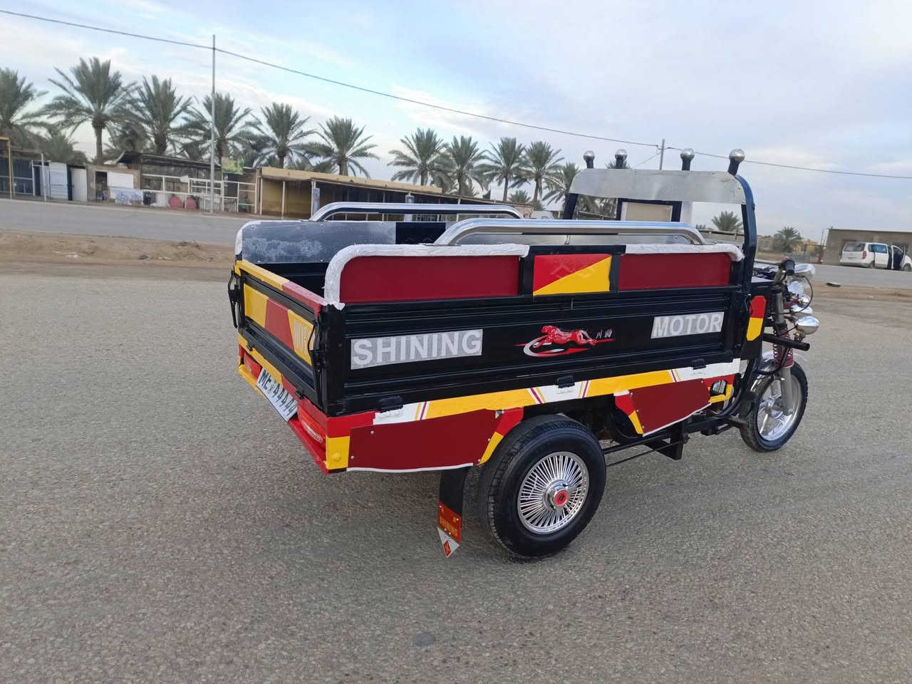 السلام عليكم ستوته للبيع موديل 20 ستوته حلوه وجازه كهرباء شغاله مقفوله شاصي وركبه اوراق صولي كان بابل الشوملي السعر 1400 وبيها مجال ***********
