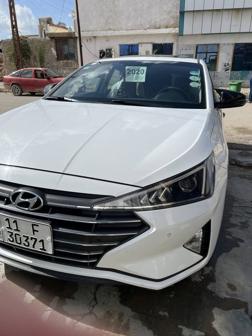 سلام عليكم 🤍 ويرهم مراوس كامري + كورلا 2025 ❤️
النترا 2019 خليجي
فول 1/1 السياره جديده لمواصفات فول 1/1 ماشيه 85
بصمه تشغيل 
كشنات جلد لونين 
ويل 17 تخم تاير
تحكمات استيرن 
مخارج اواكس يؤئس بي 
حساس امامي خلفي اصلي 
اربعه دسك
فتحه سلايت 
شاشه جبيره 
محرك 2000 دوش 
مكان السياره الأنبار خالديه 
رقم بغداد انكليزي 

‭٠٧٨٠ ١٣٧ ٨٦٩٣‬ اتصال وبيك خير ودلل
