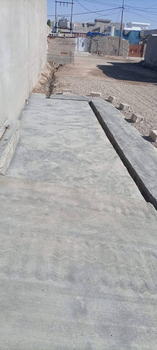 #عقارات_مكتب_دارالسلام السلام 
🔷 #اعلان_____اعلان. 

 ♦️ دارللبيع رقم بلديه 
 ♦️ مساحة الدار (200) متر
  
♦️ موقع خلف المعارض  على شارع  سوق الجمعة 

 🔷 #سعر الدار 45مليون قابل للتفاوض 🏘️️

الدار كما موضح بالصور . 

🔸️للاستفسار اكثر  الاتصال ع الارقام 
*********** 
 *********** الاستاذ جاسم البياتي 

🔷وللمزيدمن المعلومات زورونافي مكتبنا #طوز/حي العصريه الشارع السايدين 🏯) مقابل حسن كوستر. 

#عقارات_دارالسلام للبيع وشراء الدور والاراضي نستقبل كافة عروضكم  (السكنيه خ_التجاريه _الزراعيه)

#وتنظيم كافة عقود البيع والشراء وتعقيب المعاملات
