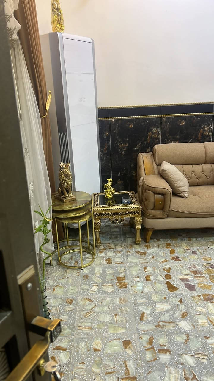 سلام عليكم بيت مساحه 144مدينة الصدرقطاع26بناء 2024مطلوب قرض إسكان موبايل صاحب الدار
***********
