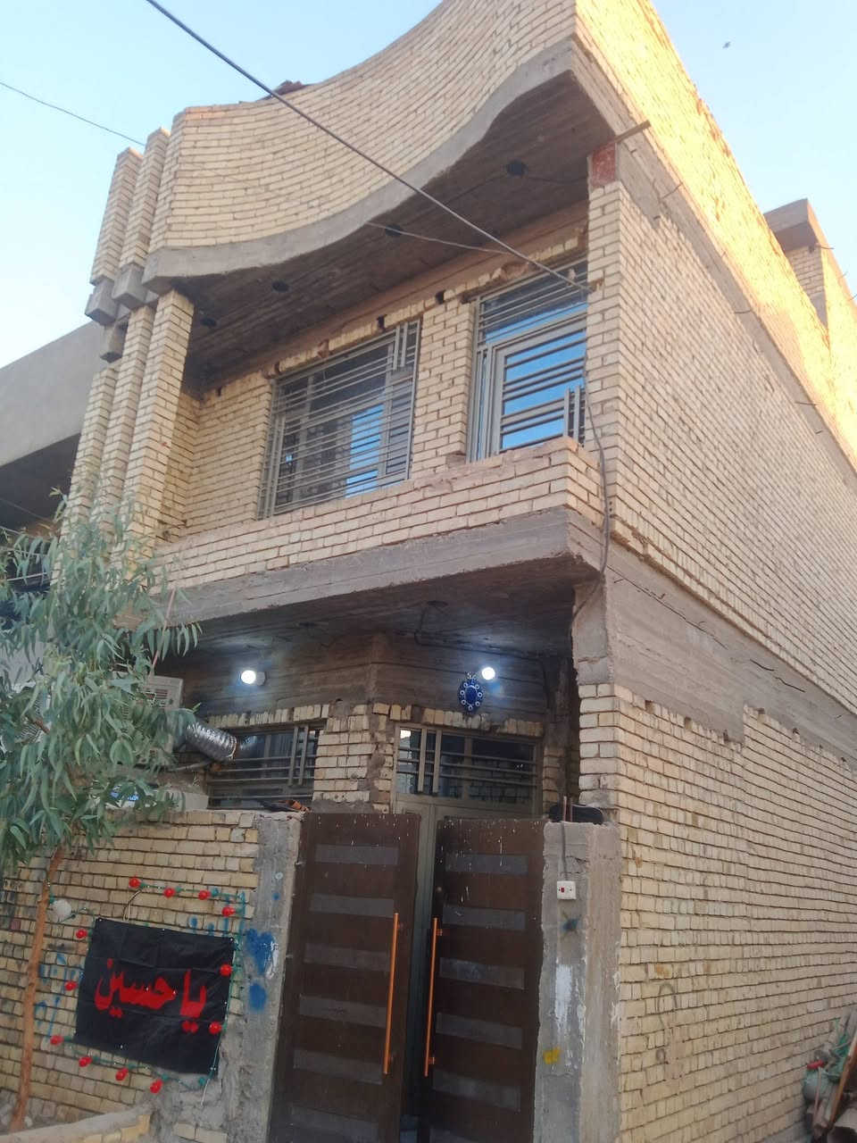 دار للبيع،، مساحة 100*5 طابقين للمعلومات اكثر ( ***********
