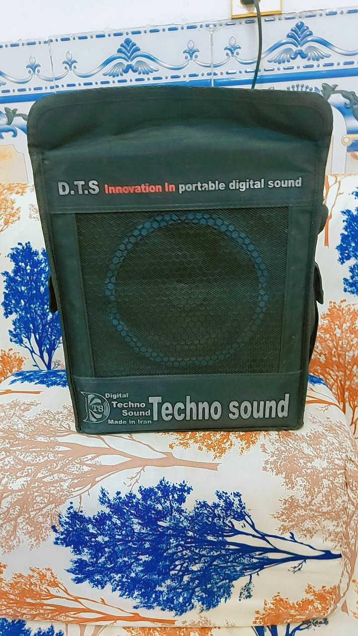 جهاز نظيف جدا للبيع باب أول اصلي يشتغل بلاتوت تسجيل كامل مابيه نقص على الفحص شرط للإستفسار الاتصال على الرقم ***********٠
