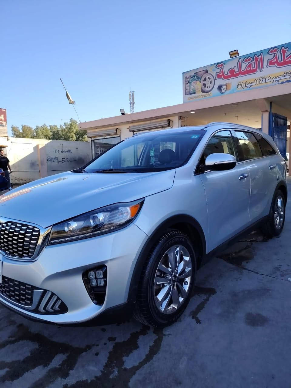 سلام عليكم سورنتو 2020 أمريكا  كفاله عامه 
رقم بغداد  تحويل ثاني يوم 
ماشيه 75   السعر  330  مكان بغداد
***********
