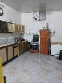 دار للبيع  تجاوز مساحة 150متر  يحتوي ع غرفتين نوم واستقبال ومطبخ  وحما...