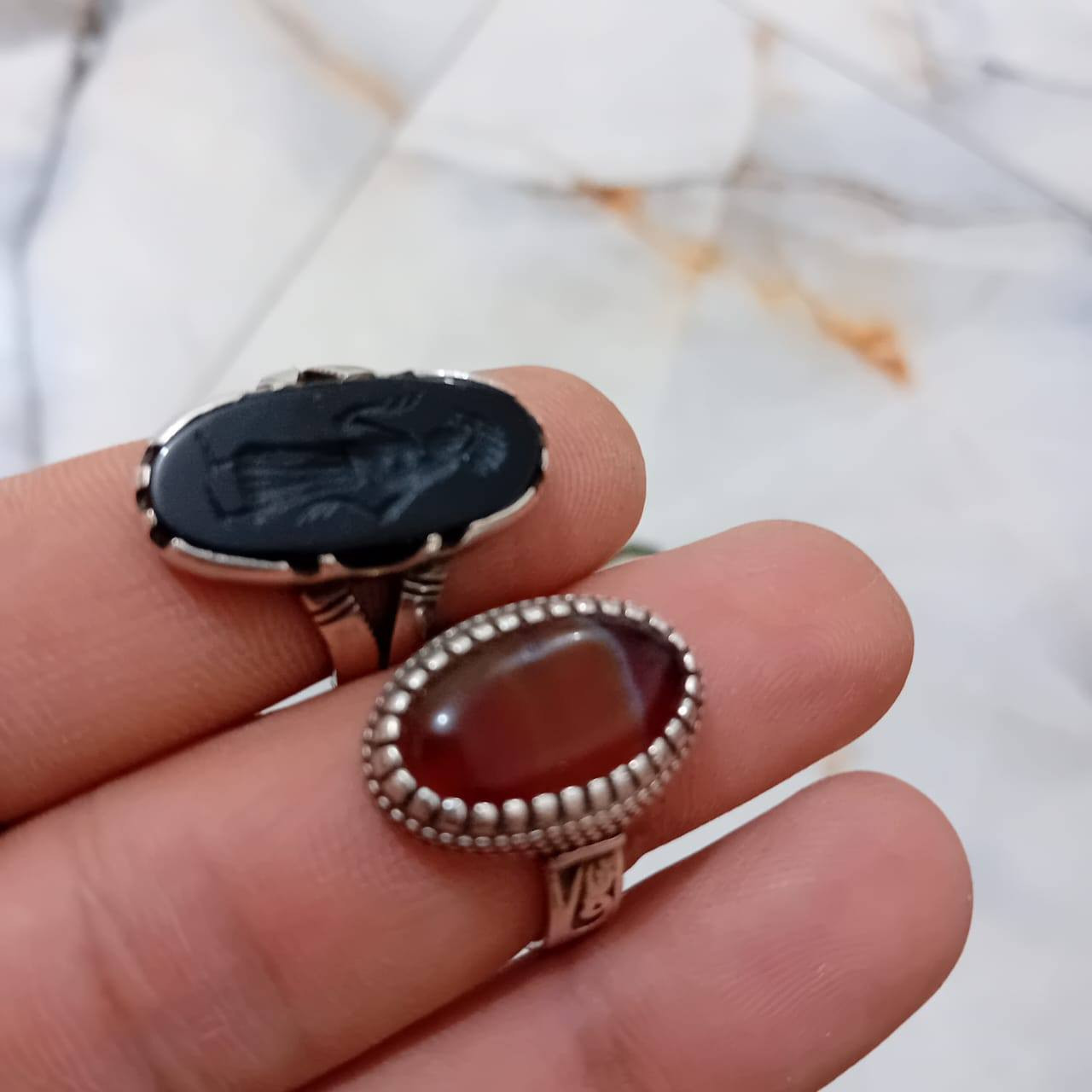 لبيع
لكل ابيع جمله 
***********
