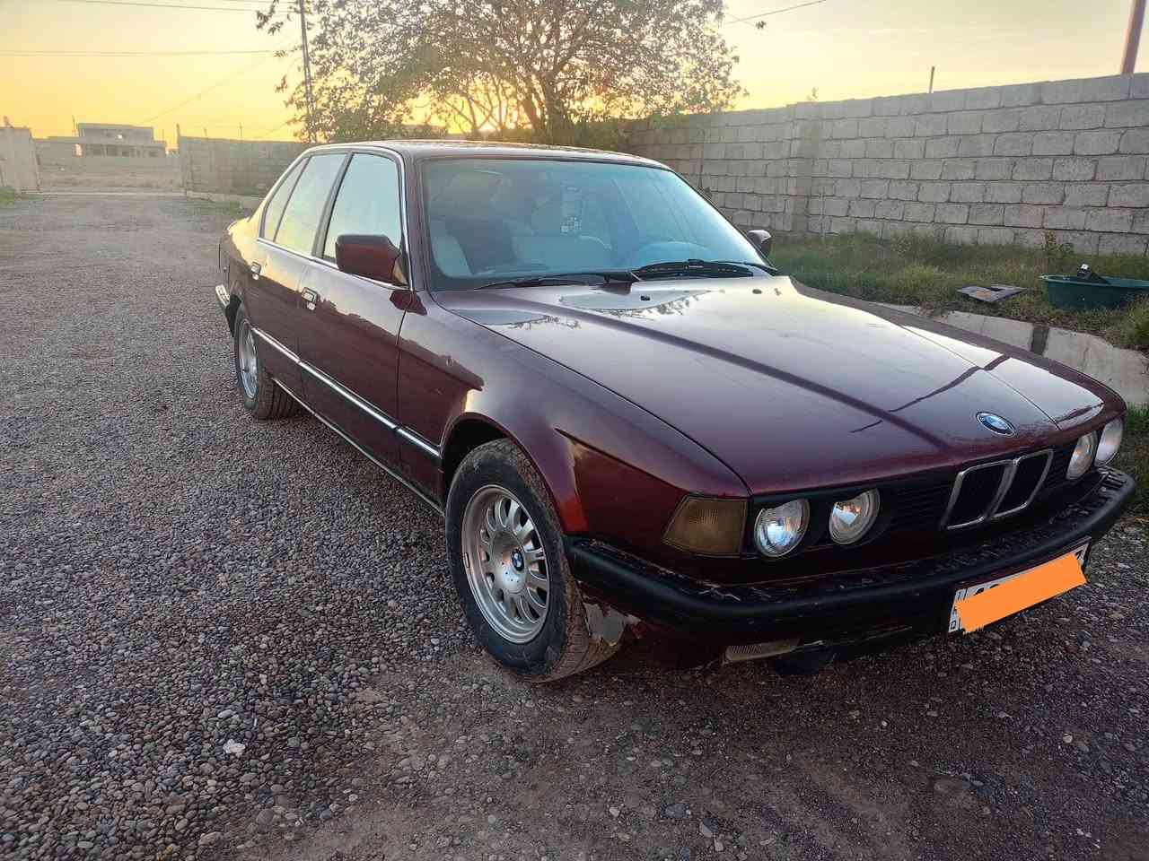 بي ام دبليو..
موديل ٩١ حجم 735
رقم نينوى دولي بسمي رقم صار اسبوع من شاده
السياره كلشي شغال من كهربائيات تبريد ثلج
محرك كير شرط تحتاج ستر الله 
داخل ثلجي 
سعر 55
يرهم مقدمه زينه 
رقم فقط واتس اب ***********
