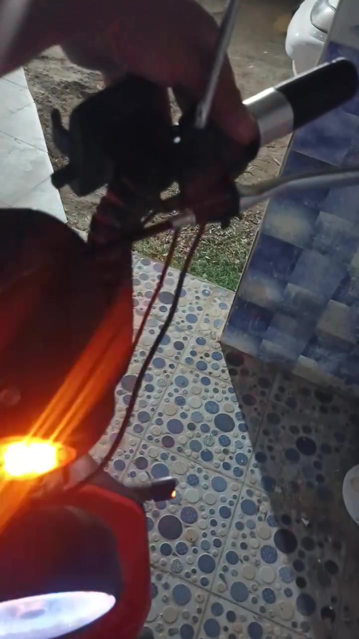 ماطور شحن  HIS جديده الدراجه كلش نضيفه بطاريات  تجيب وياك جهاز وتفحصهن شديتهن جدد   
السعر 240   موجود خاص


**إذا كنت صاحب هذا الإعلان وتريد حذفه لأي سبب، رجاءا أرسل رسالة إلى الدعم الفني**