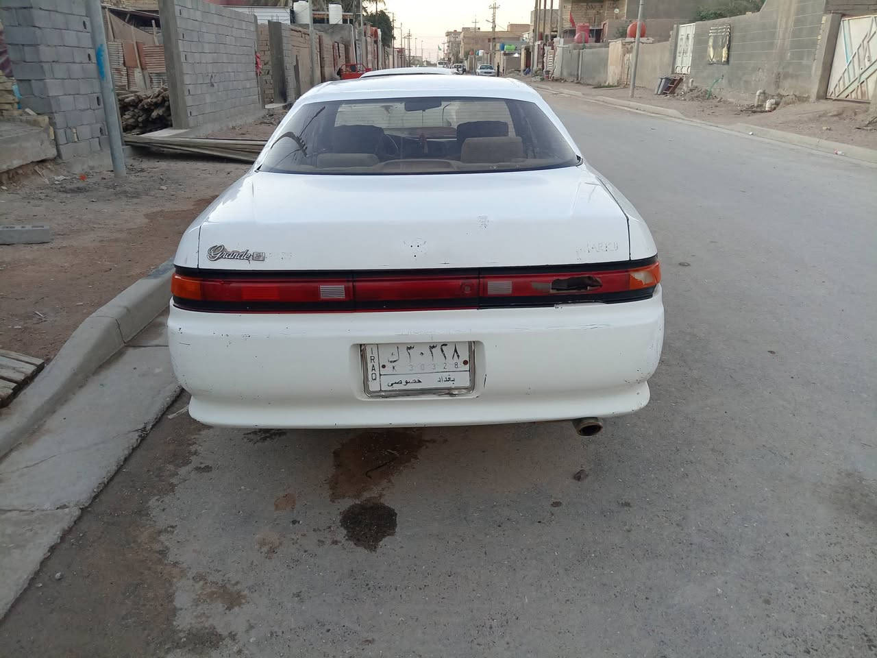 سيارة مارك نفخ مكفولة من الكص رقم بغداد صاحبه جاري مكينة ونجي كفالة كير والمكينة السعر٣٠ & وبيه مجال *********** مكاني البصرة القرنة
