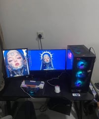 pc للبيع التفاصيل داخل الصورة مكاني بغداد العماري تواصل واتساب 0774899...