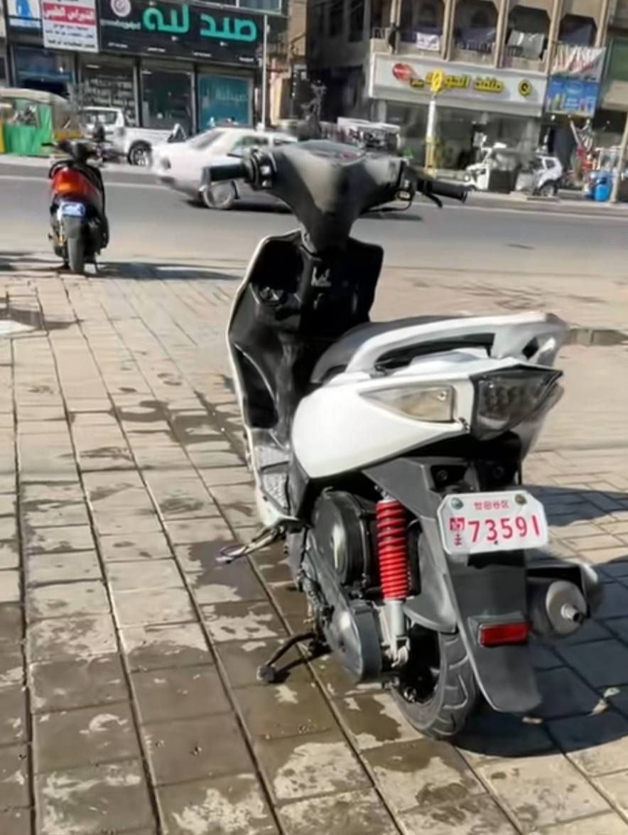 ماكس مضلع سعر بلااااااش شغاله نضافه فول السعر ١٣٠ الف  العنوان بغداد الدوره ***********
