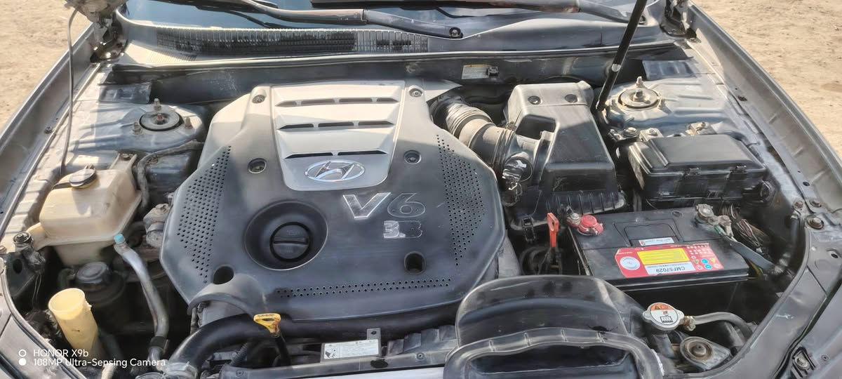 سلام عليكم سياره  سوناتا وارد امريكي سياره مصبوغه عام لجماليه موديل 2006 مكينه 3300 ضربتها جاملغ لخلفي صفحه صايق رقم بغداد سياره بسمي تحويل ثاني يوم رقم نكليزي سعر 80 شراي يتصل *********** عنوان بابل جبله
