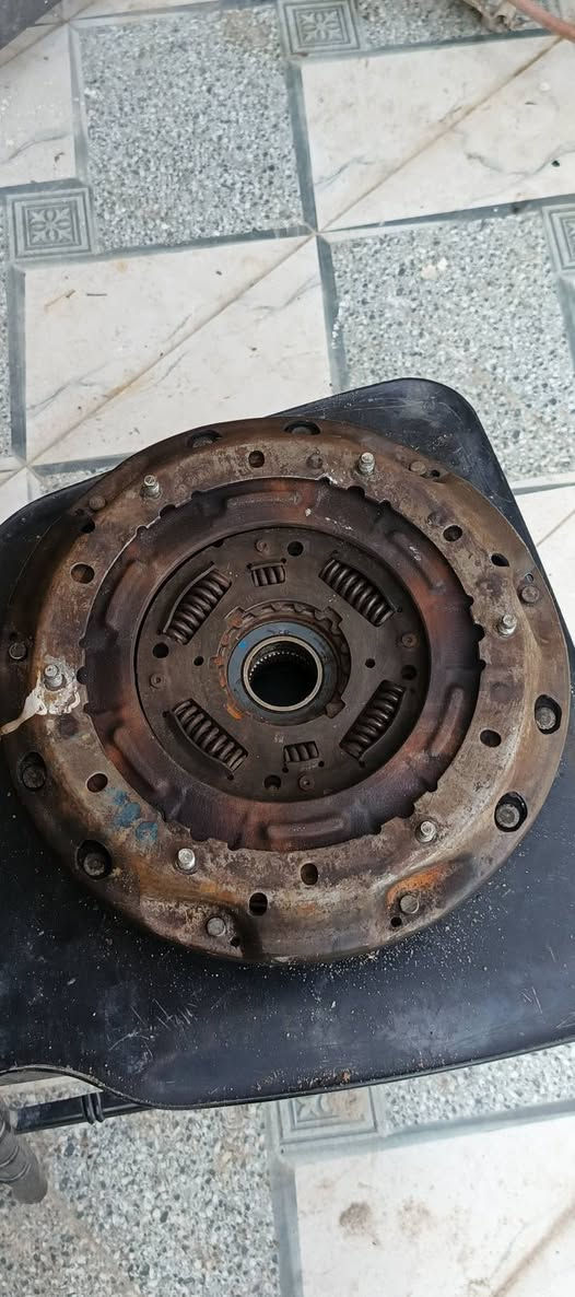 كير فورد فوكس 2017للبيع *********** سعرة مناسب
