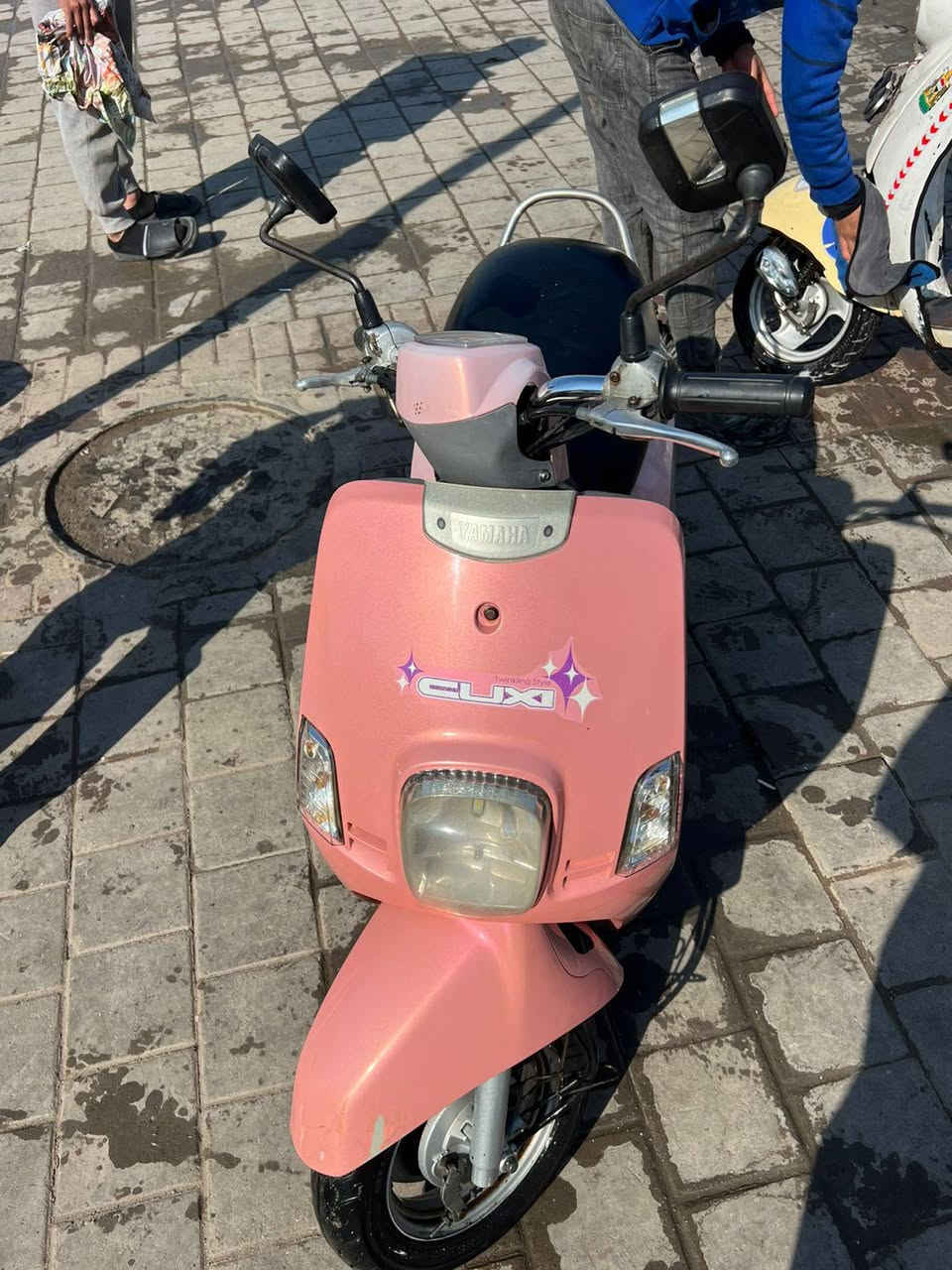 الدراجه نضيفه بدون نقوصات السعر 900 المكان مدينة الصدر ***********
