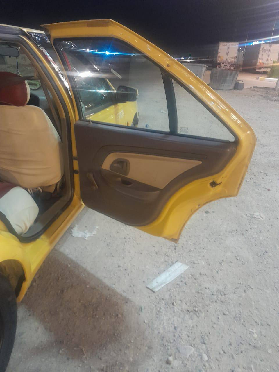 سلام عليكم للبيع بيجو ٢٠١٦ بسمنه تحويل مباشر هزه وسنويه جدد مكينه كير تبريد ثلج تدفئه خير من الله تكم شواصي الغود حوضها نضيف صفاحه حلوه ومضحه بالفيديو داخلها جديد تايرات جدد السعر ٣٨ ورقه  مكاني بغداد يم مخابز باب الاغا الاستفسار على الرقم‏‪***********
