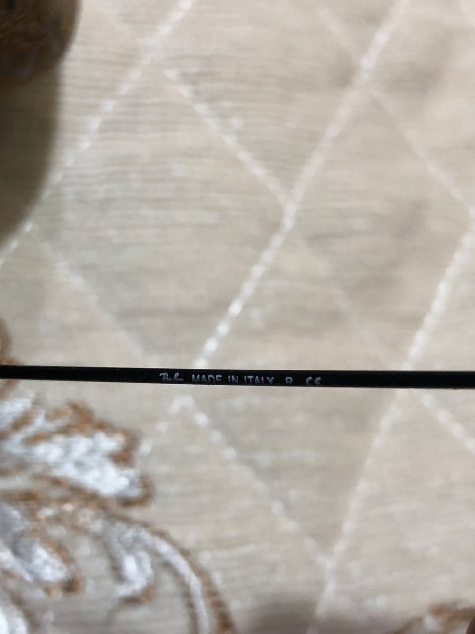 رايبان ايطالي اصلي
فقط مفقود وحده من المخدات


**إذا كنت صاحب هذا الإعلان وتريد حذفه لأي سبب، رجاءا أرسل رسالة إلى الدعم الفني**