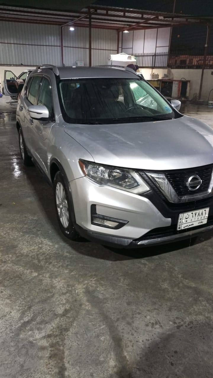 نيسان روج 

موديل 19

تشغيل عن بعد

تبريد انجماد

نضام كهرباء 

السيارة ماشية 47الف 

السيارة باسمي ثاني يوم التحويل

رقم انكليزي جديد

مكانهة بغداد السيدية 

للتواصل ***********
