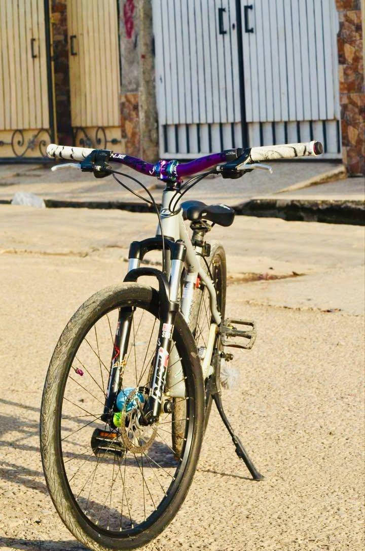 بايسكل لويس سي 750 شرط ابيع ستيرن تزويد ركبا تزويد سبع الوان فقاس بلازما زوج دسك دبل أمامي السعر 200


**إذا كنت صاحب هذا الإعلان وتريد حذفه لأي سبب، رجاءا أرسل رسالة إلى الدعم الفني**