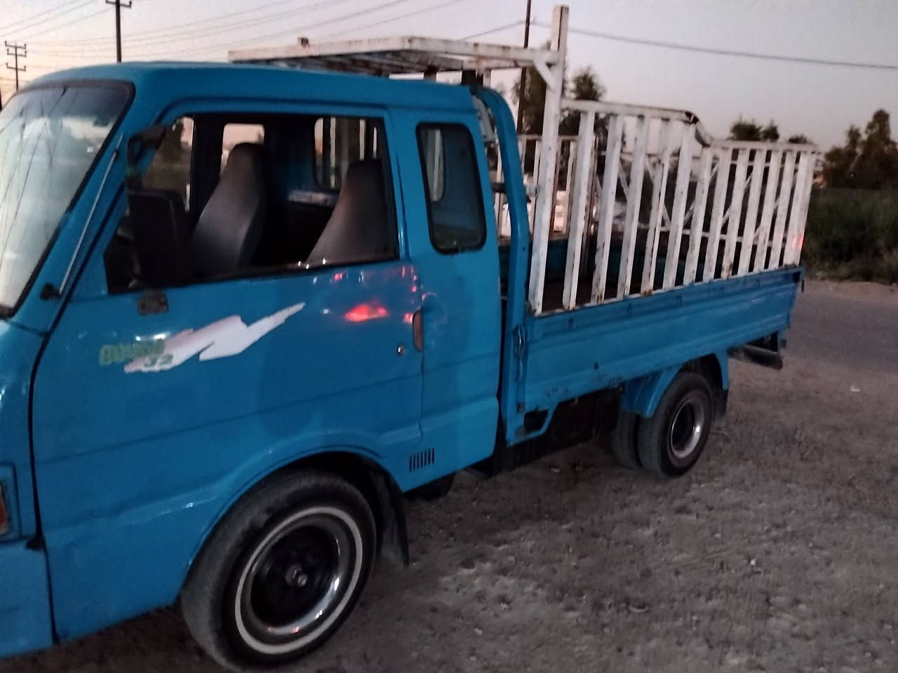 سلام عليكم
بنكو للبيع موديل 95 كامله مابيها اي نقص خير من الله 

شاصي كير اكسن كفاله السياره ابلاديه شرط رقم اديالى 

دولي جديد تايرات جدد دواخل نضيفه سياره خير من الله 

ماناقصها شي كبل للشغل الشراي يتواصل عل رقم أو عل نت وبي خير ويدلل 

متواجد. الرقم *********** 

ملاحضه السياره بأسمي تحويل مباشر/ المكان اديالى بعقوبة
