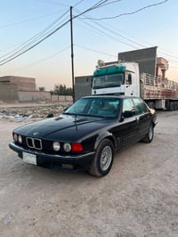 للبيع بي ام موديل ٩٢ رقم بغداد حجم ٧٣٠ السياره كير مكينه خير من الله د...