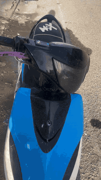 سلام عليكم من رخصة الادمن مع تحياتي اله ماكس عدلة فقط مبوشه للبيع احجيلكم الصراحه الدرلجه حاليا ناقصها فقط ضفيره شغاله لايتات عينه اشاير بس صار طبك بالضفيره لان تعبانه وطفن وعلى شرط ما محتركات بس طفن  لان الضفيره تعبانه الدراجه هندر واحد كزوز رياضي صوت طرب مستعجل على بيعتها بسبب القصط مال الكلية شاهد الله لو ما القصط مابيعا لان فايدتني شغلي بعيد وروح بيها متواجد فقط واتساب ***********
