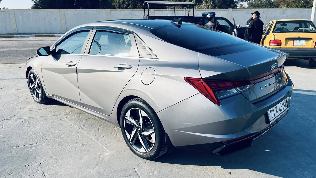 السلام عليكم اخوان 
هونداي النترا هايبرد 2023  فول مواصفات البيع 
واتساب ***********
اخواني البياعه شرايه شغلتكم مو يمي الله يرزقكم 
السيارة فول مواصفات للاخير  كلشي الي ببالك بيها  وكلين تايتل ضررها الدعامية الامامية فقط والبيع شرط السونار  ماشية السيارة ٦٠ الف ميل كراسي اوتوماتك جلد
 ( تدفئة وتبريد ) بالكشنات  حساسات امامية وخلفية ورادار جانبي وتنبيه للزوايا العمياء شاشة متصله 
السيارة  ما ناقصها برغي وبدون اي لوله من صدر الى كهربائيات الى ميكانيك كامله  ع اكمل وجه . تخم تاير برجستون ياباني جواها والي تصير من نصيبه لح يترحملي ع هيجي سيارة .  رقمها سليمانية بأسمي تريد وكالة حاظر تريد تحويل كذلك حاظر وللعلم . تتحول بمرور كالار للقرب من بغداد . السعر ١٦٨ ورقة 
تحياتي للجميع .
