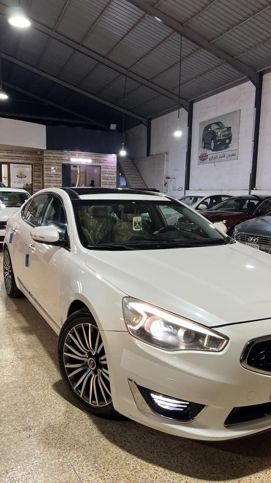 السلام عليكم
KIA.CADENZA.2014  ملكي داخل ابيض 
كادنزا 
الموديل: 2014
الصبغ: لايوجد صبغ 
المواصفات: 1/1 فول ملكي داخل ابيض 
1- لايت زنون متحرك مع الستيرن 
2-مقاعد تحكمات هيتر تدفئه وتبريد 
3-خمس بصمات 
4- برده خلفيه متحركه
5-شاشه حجم كبير كار بلادي 
6- منافذ شحن عدد 2 
7- هاندبريك بصمه 
8- تحكمات ستيرن 
9- مرايات قلاب وترحيب 
10-عداد ديجتل شاشه
11- محرك 3500 دوش خليجي
رقم اربيل الدولي الجديد السياره بأسمي ثاني يوم تحويل وسنويه جديده بعدها وبالعافيه على الياخذها
السعر/ 155 
اخوتي رجاءا السياره متتقارن بالتعبانات هاي كلش جديده ونضيفه ومامتعوبه صدر وحداديه بشرط هم 
للاستفسار/ *********** بي واتساب متواجد بي
