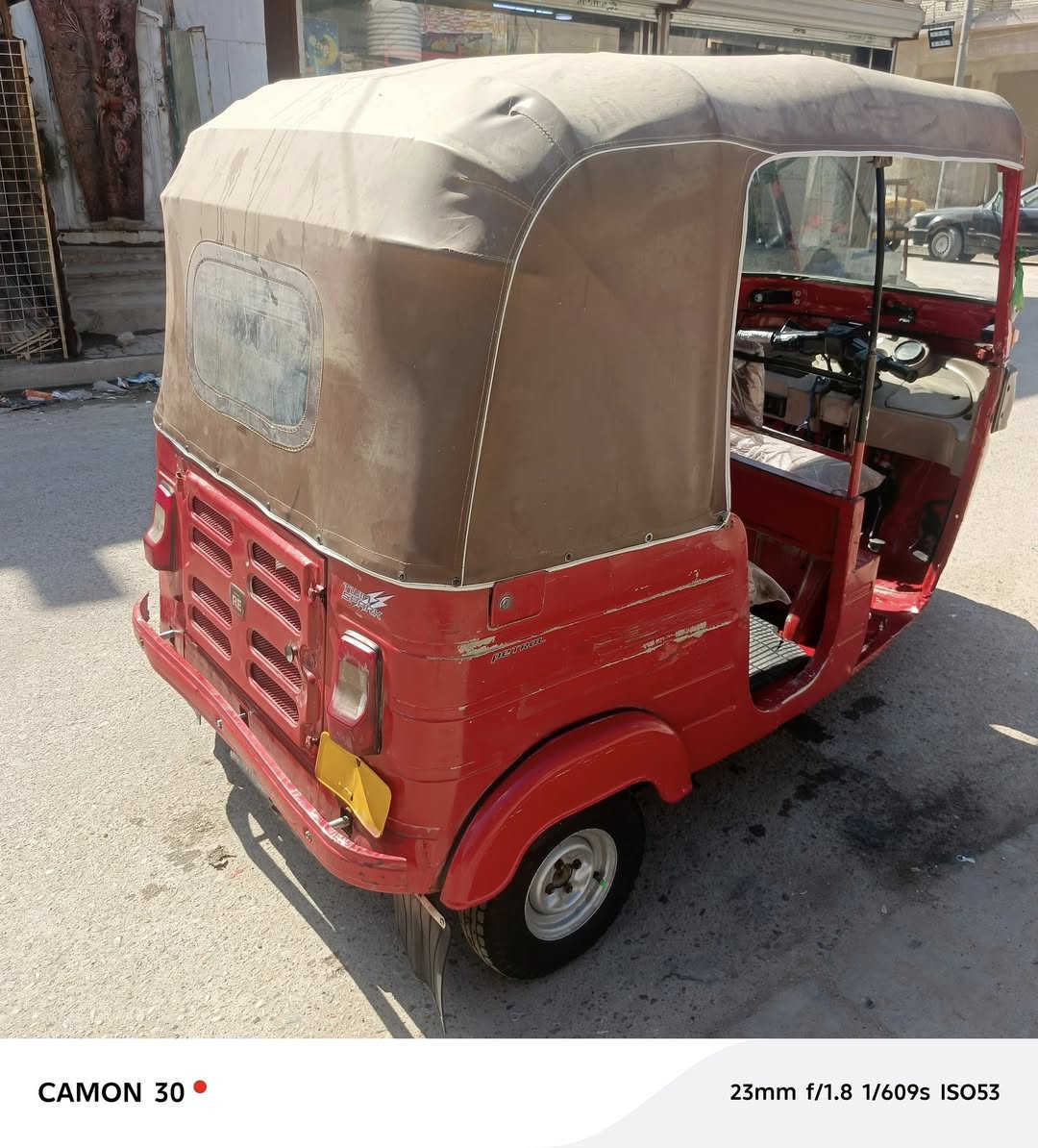 سلام عليكم تكتك 18 شهر 10 أوراق سعر 4400 وبيه مجال‏‪***********‬‏
