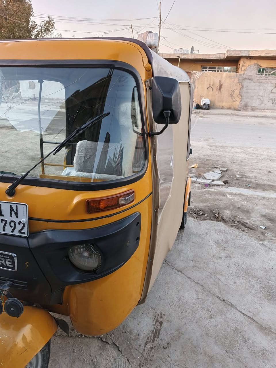 السلام عليكم تكتك20رقم بغداد مكينه كهربائيت خير من الله بلاديه تكتك بيه صبغ نص الصفحه فقط بدون ضربه السعر6200وبيه مجال للطيببن رقم الهاتف*********** مكاني الشعب
