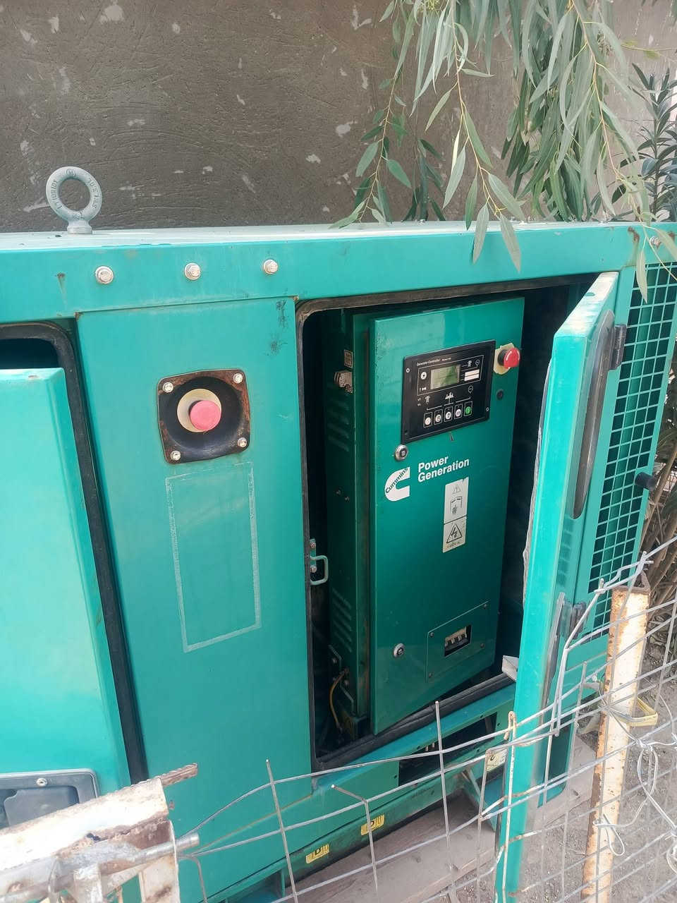 السلام عليكم اخواني الكرام 
مولده كمنز كاتم
3بستم المولده نضيفه بحالة الزيرو
اخذته علاساس افتح مشروع وتالي لغيته
شرط التشغيل كامله من كل النواحي 
كلها تحكم ذاتي 
سعر مناسب اتصل وبيك خير وتدلل 
***********
