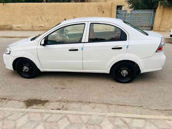 السلام عليكم افيو للبيع موديل 11خليجي سنويه28 كفاله عامه كير ومكيينه كفاله حد اديه وتخم تاير جديد تبريد ثلج السعر, 63  وبيها مجال مكان السياره ميسان العماره الرقم***********
