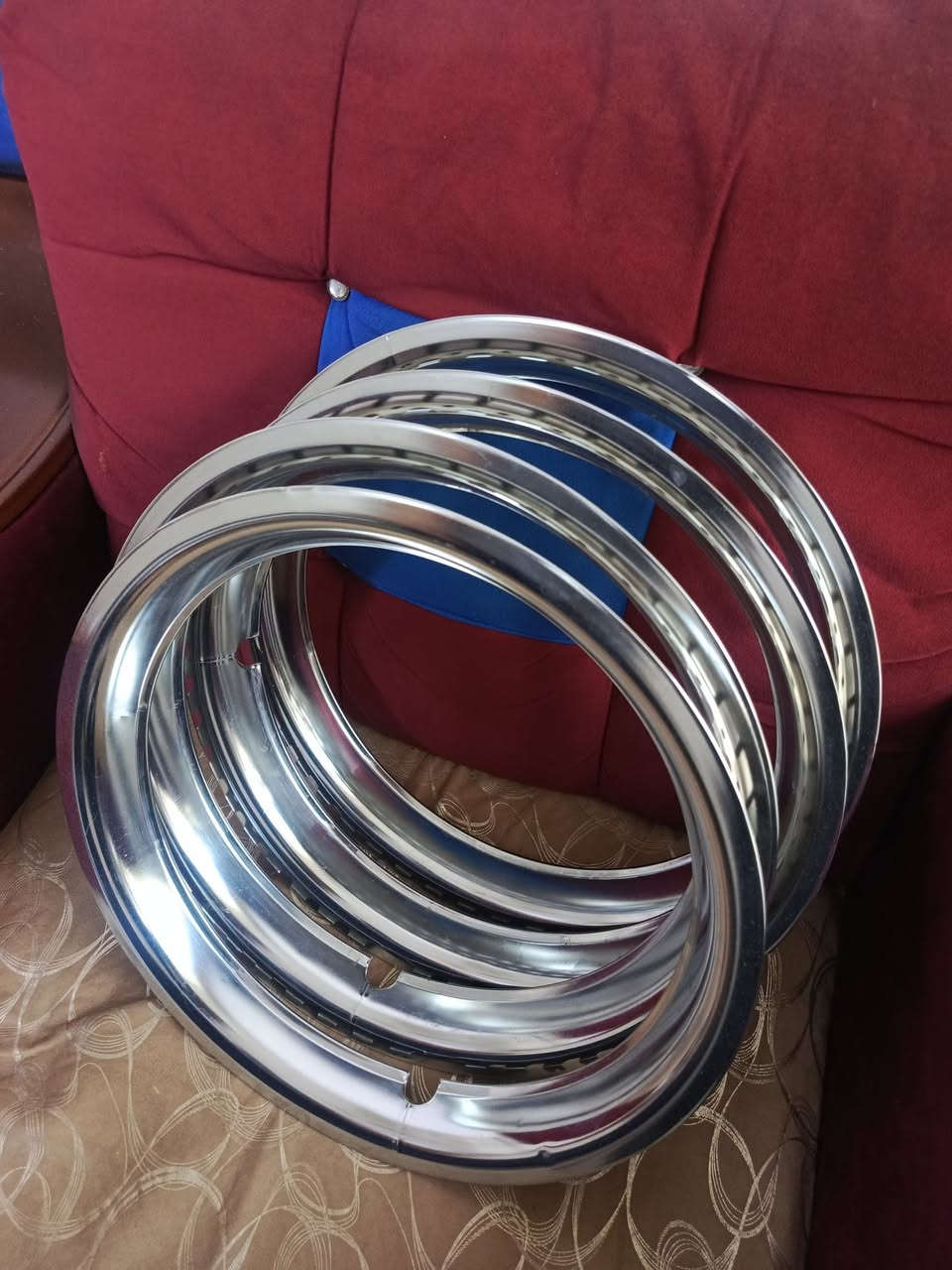 سلام عليكم ماصده للبيع أبلاديه اصليه مال هايسه 175 وبيه مجال
وهذن الطواكه مال حجم 15  ب30وبيهن مجال 
*********** اتصال عله هاذه الرقم 
مكاني بغداد حي العامل
