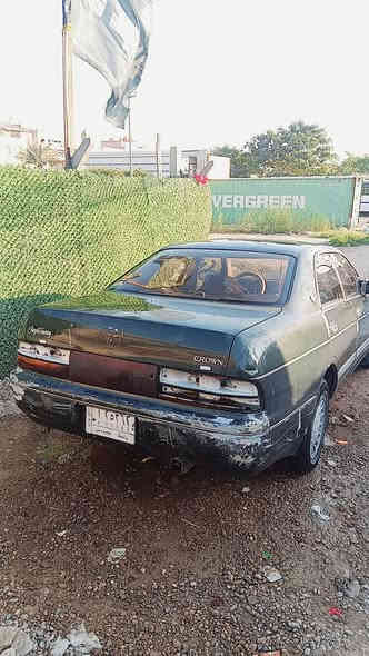 من رخصه الادمن بطه للبيع اصوليه وراعي موجود  تريد مداور تريد مكاتبه  يطلب ورقتين تريدهن عليه عليك حسب الاتفاق سياره خير من الله ظربته بابين مبدلات ولسه مامصبوغات يرادله صبغه وشكم شغله وتكمل بالعافيه عليك سعره 28 وبيه مجال بصيط مكانه بنجف تواصل على الرقم ***********
