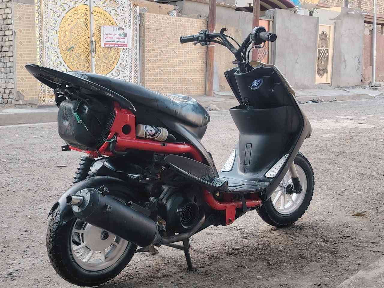 سلام عليكم ماكس عدله للبيع مال لعب شلعه معدل مكينه 49 بلاد بيها غراض حلوه دراجه ناعمه  كابريتر اصلي بيها عوزها بس باتري باتريها يرادله شحن سعر 350 وبيها مجال مكاني بغداد حي البتول  *********** وتساب.
